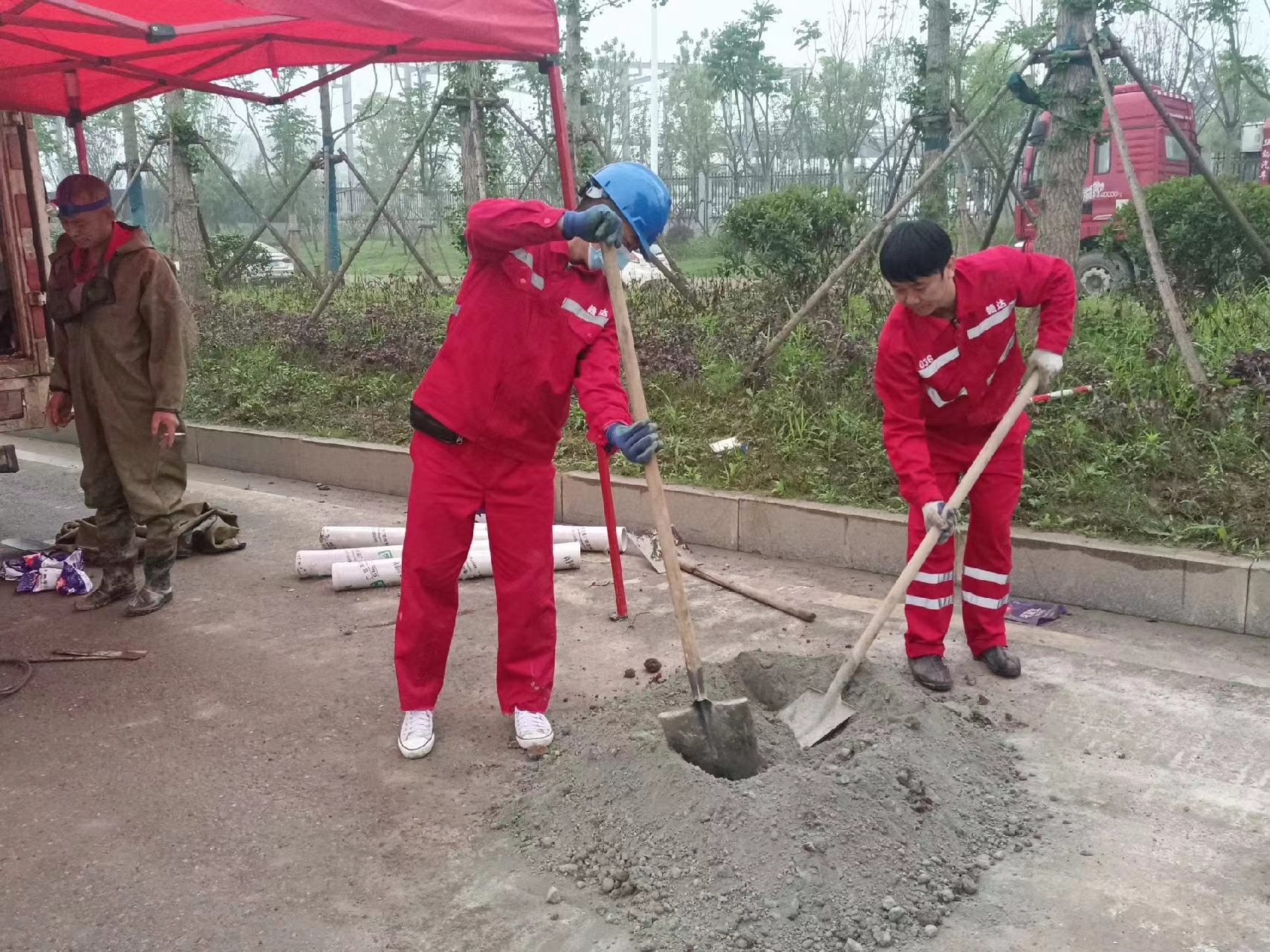 东湖管道疏通哪家好】及时进行市政管道清淤
