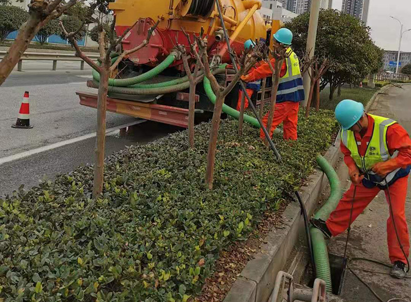 东湖市政管道清淤